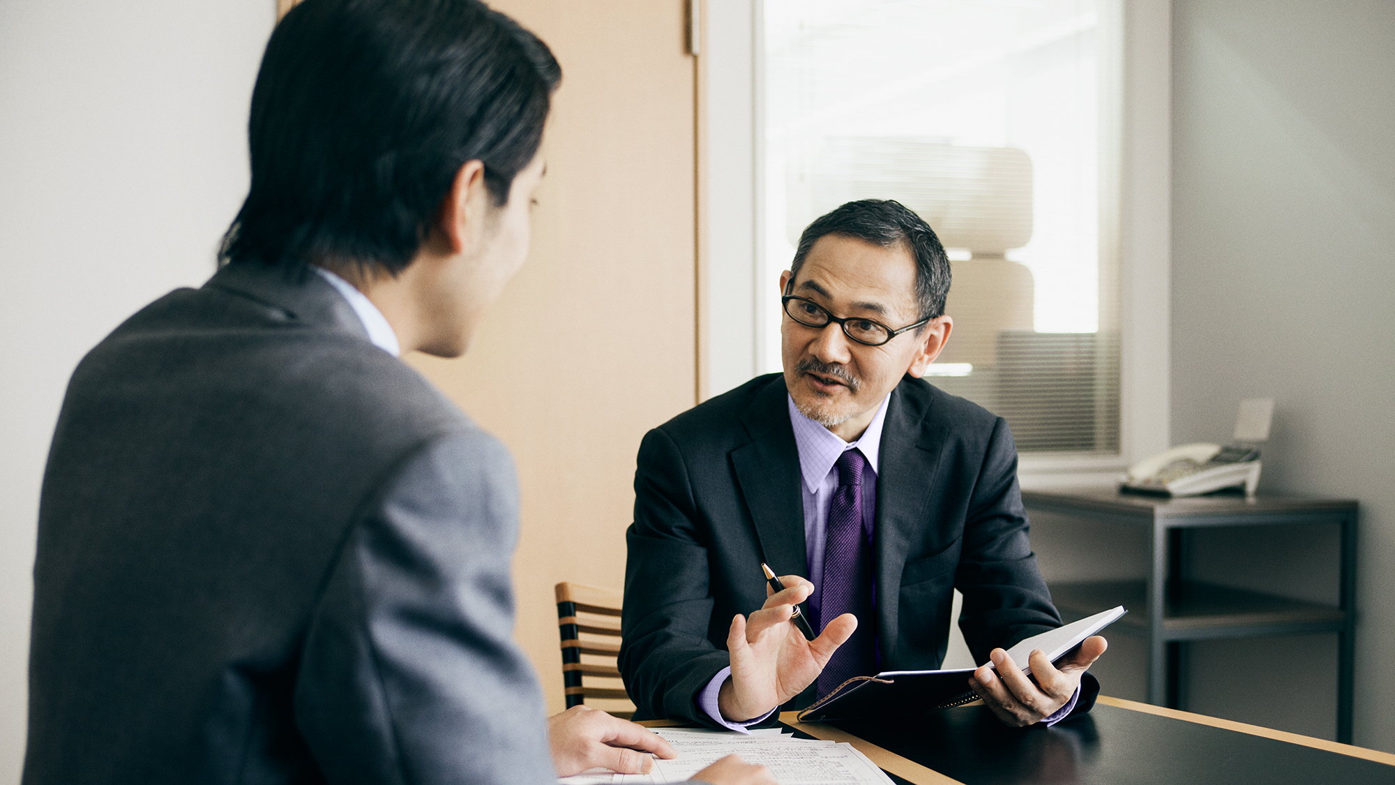 Hearing aids provides you with the sharpness and ease of mind during the work day