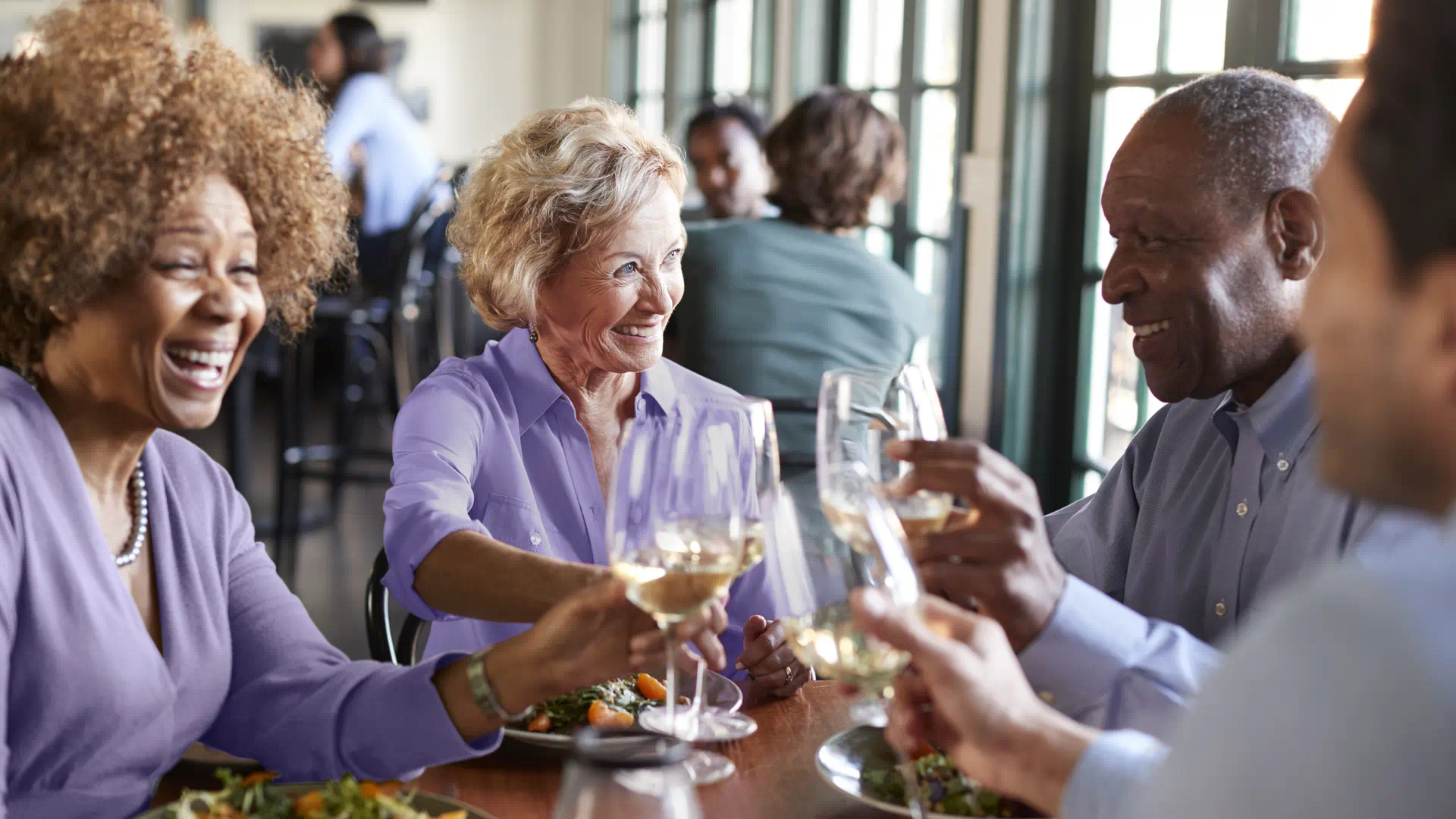 Dinner with friend while wearing CROS hearing aids