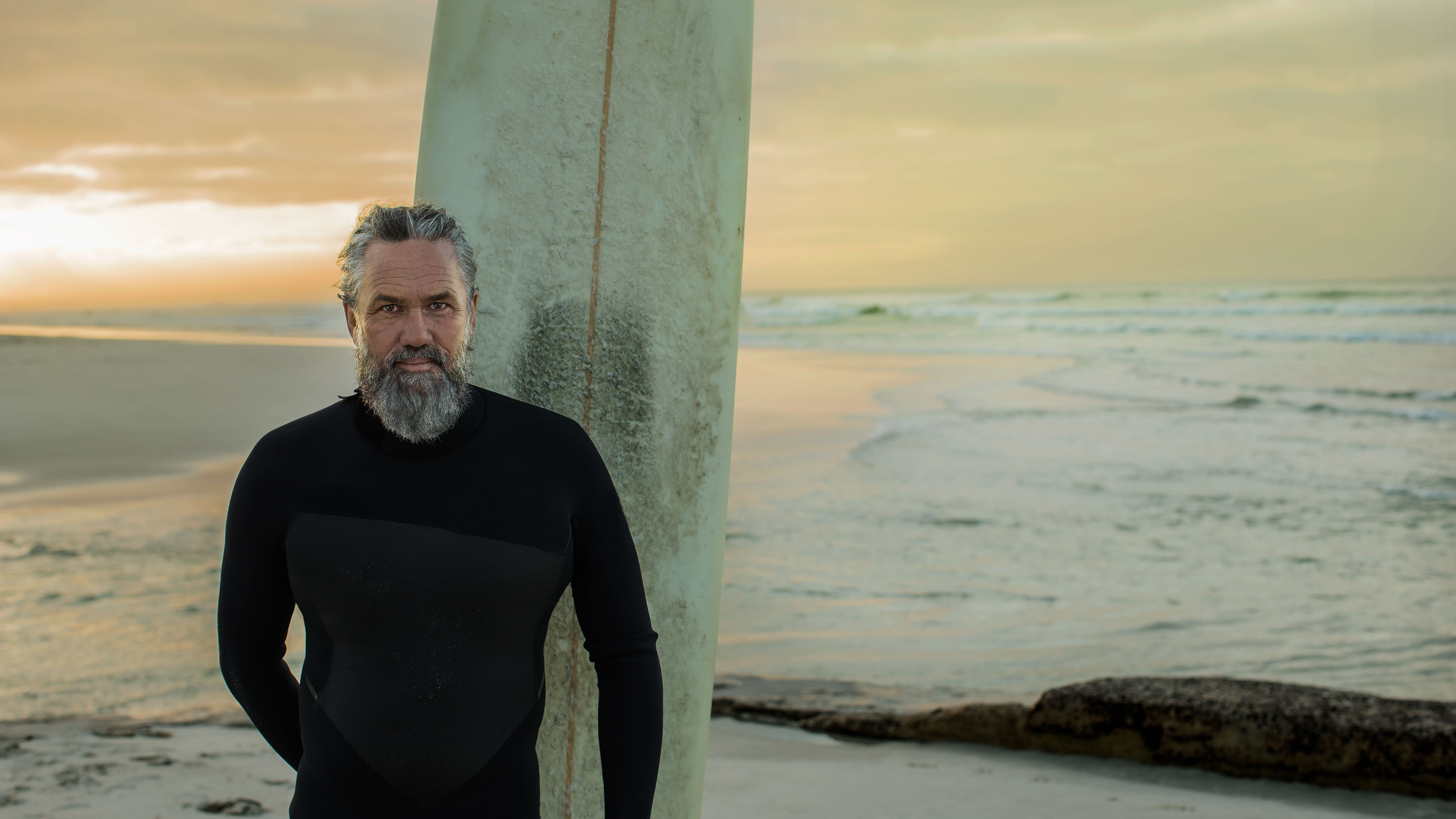 Amplify your connection with the ocean, fully attuned to the sounds of rolling waves and the call of seagulls while you ride the surf with the support of hearing aids.