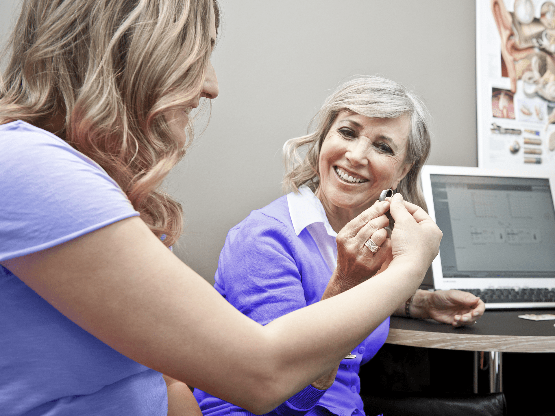 Get a free demo of hearing aids at HearUSA