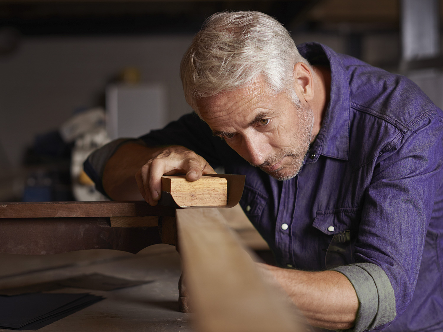 Rediscover the pleasure of woodworking, and become fully attuned your hobbies, thanks to the help of hearing aids.