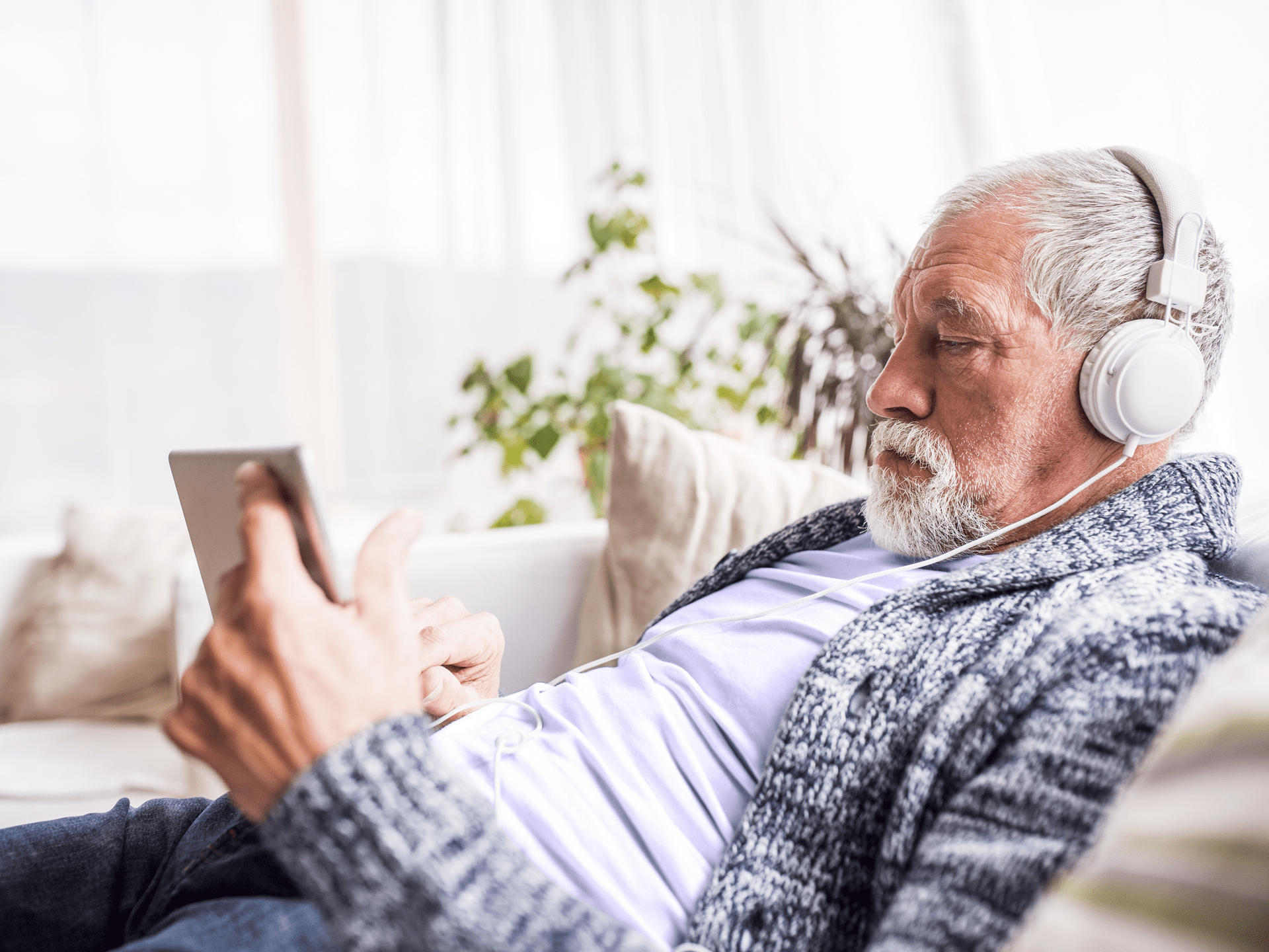 Test your hearing loss with an online hearing test