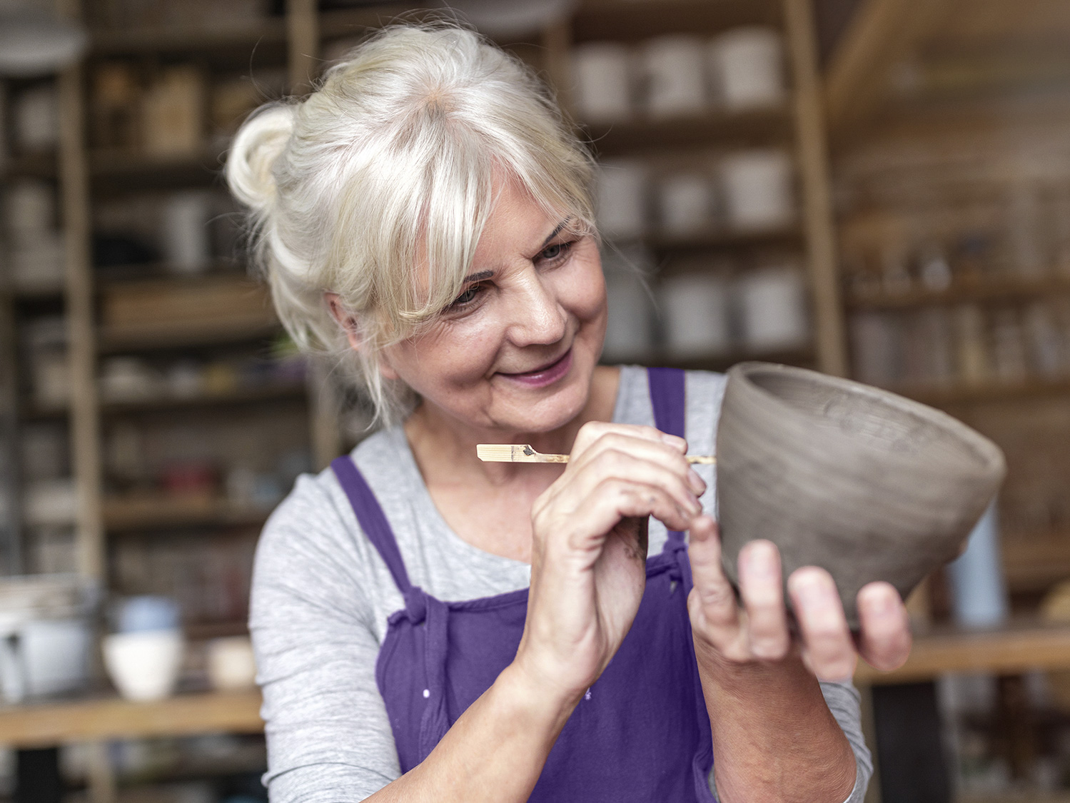 Stay engaged in group ceramic classes, following instructions and connecting with fellow participants, fully immersing yourself in the tranquilly atmosphere with the help of hearing aids.