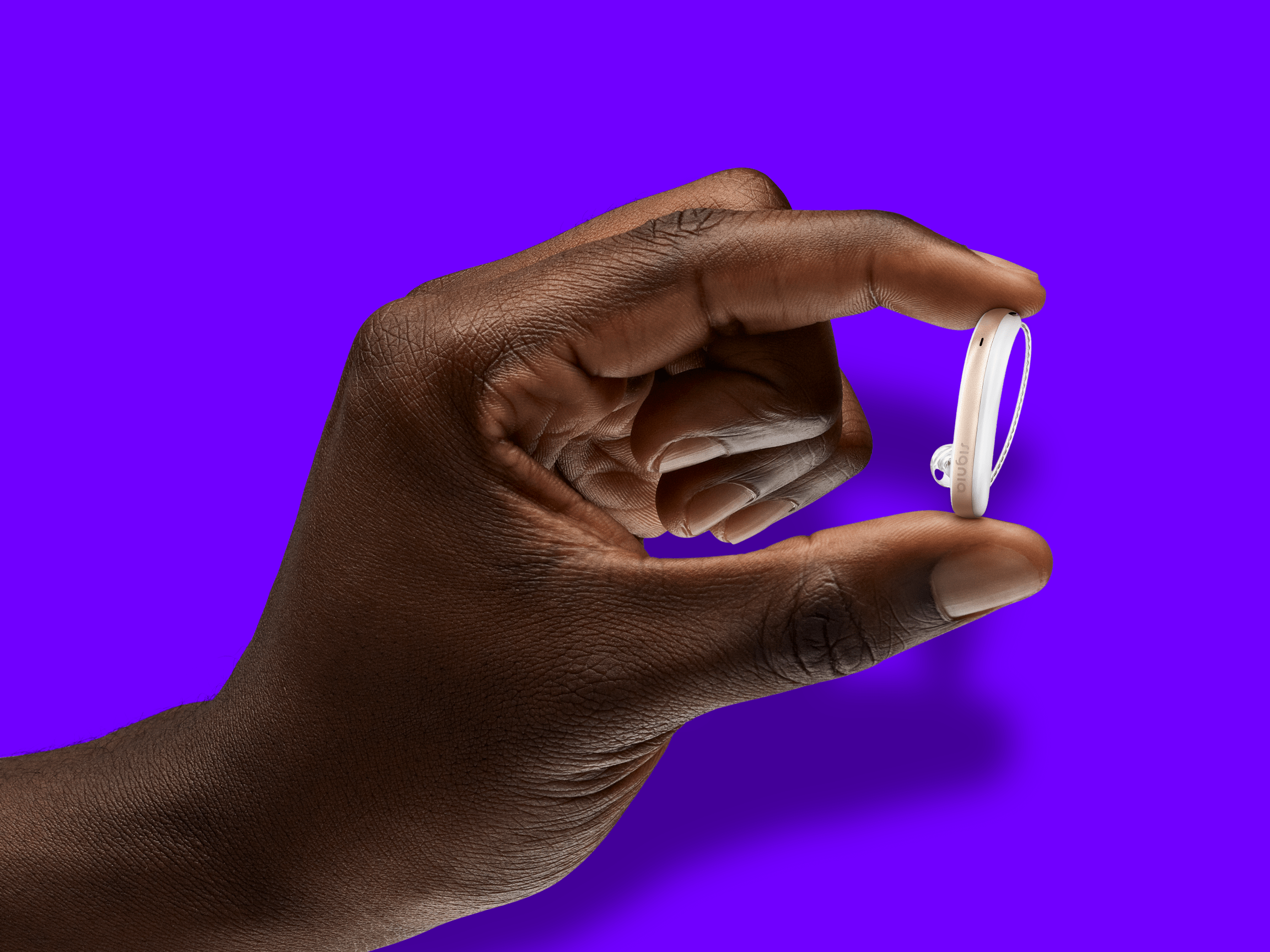 Styletto C snow white Signia Hearing aids