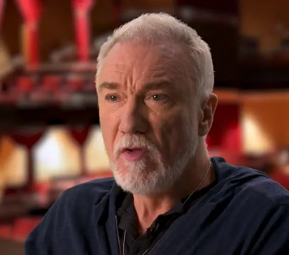 Actor Patrick Page testimonial about wearing Widex Moment hearing aids