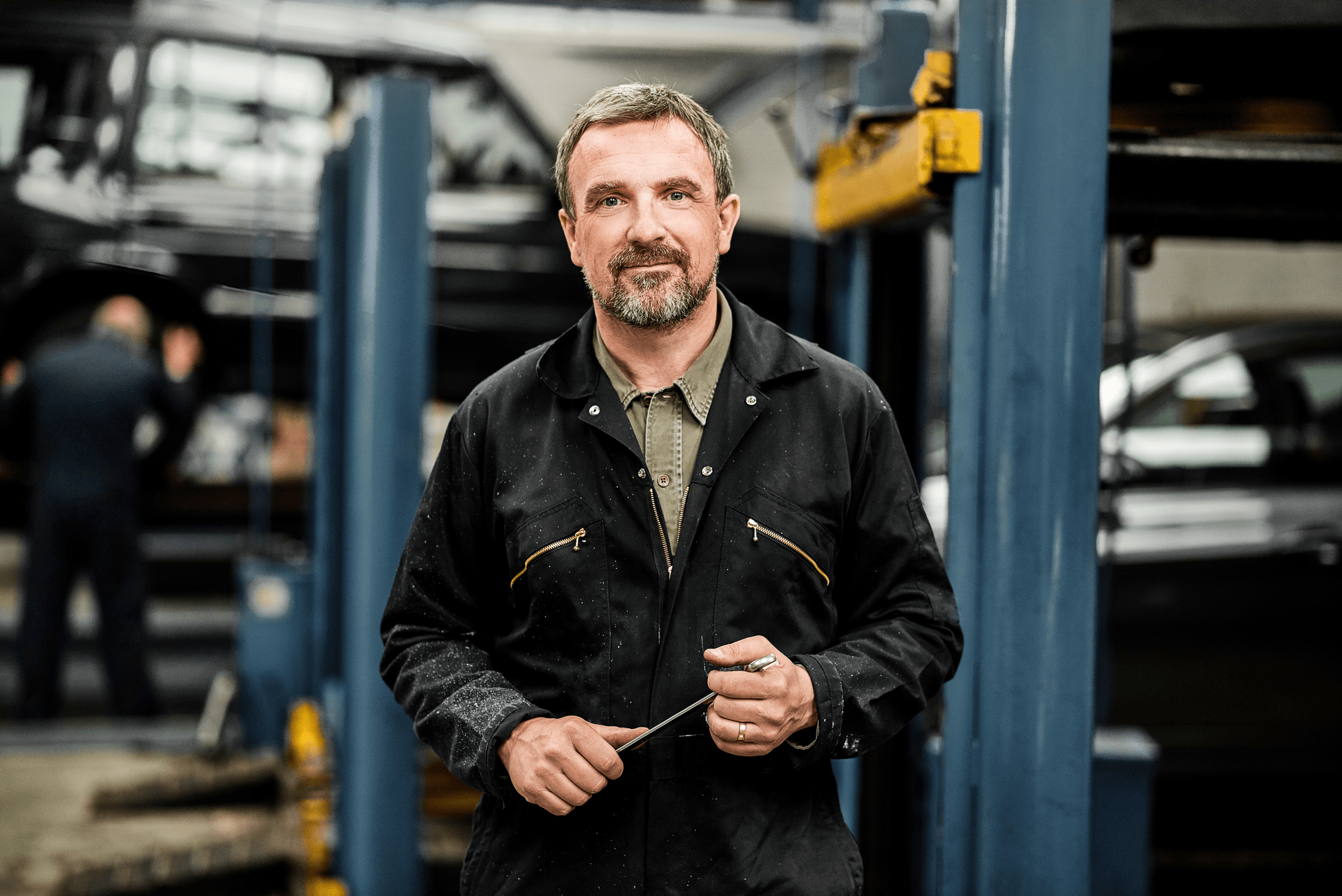 Auto mechanic considered booking a hearing screening