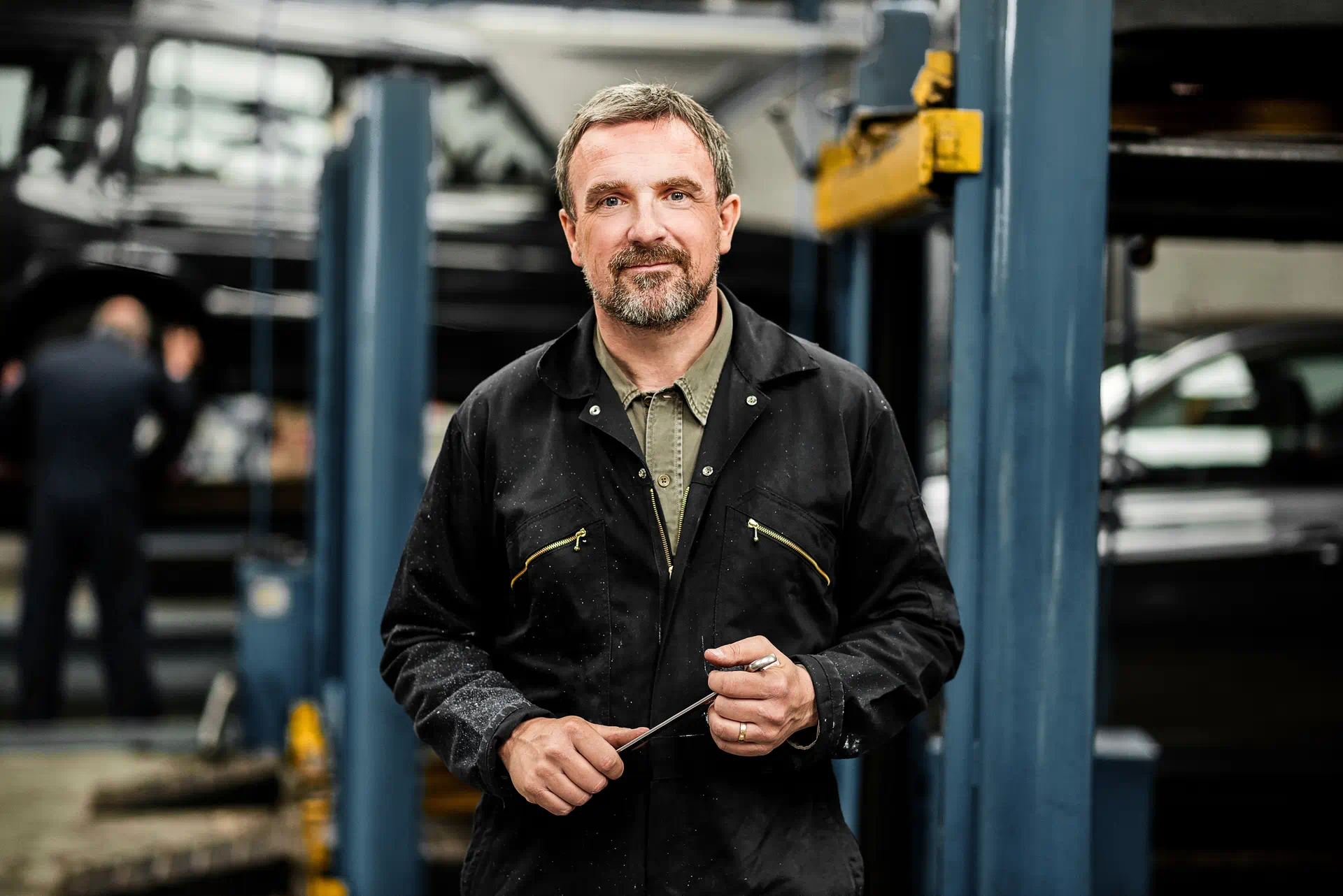Auto mechanic considered booking a hearing screening