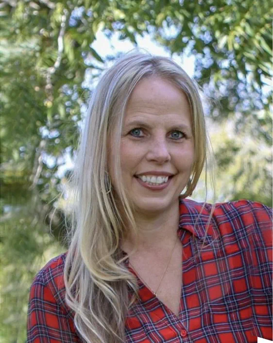Debra Mueller