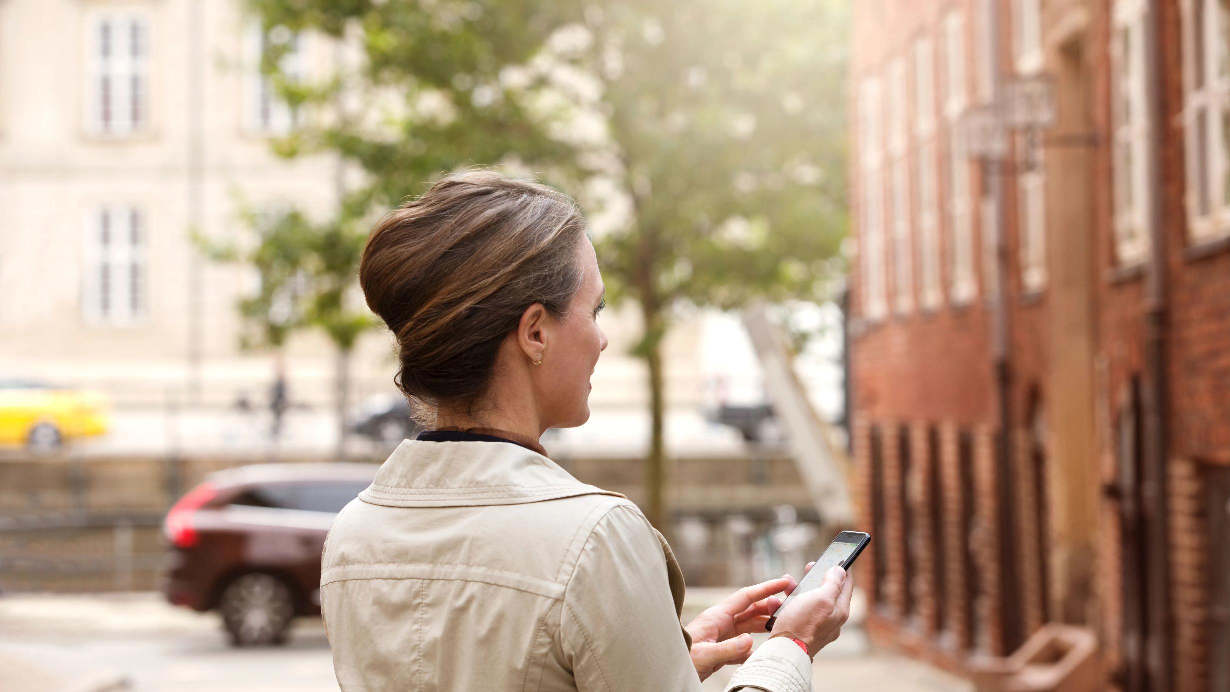 Navigate your way through the city using hearing aids