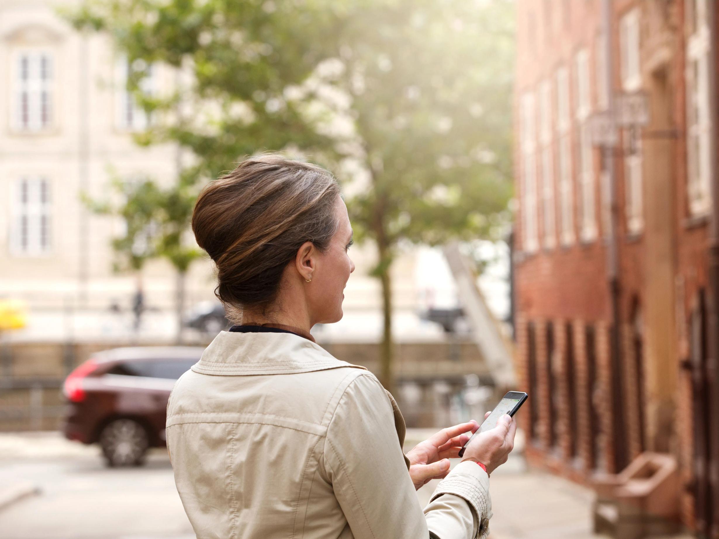 Navigate your way through the city using hearing aids